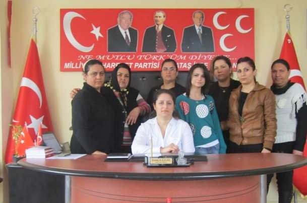 MHP Karataş Kadın Kollarında bayrağı Funda Balbars devraldı