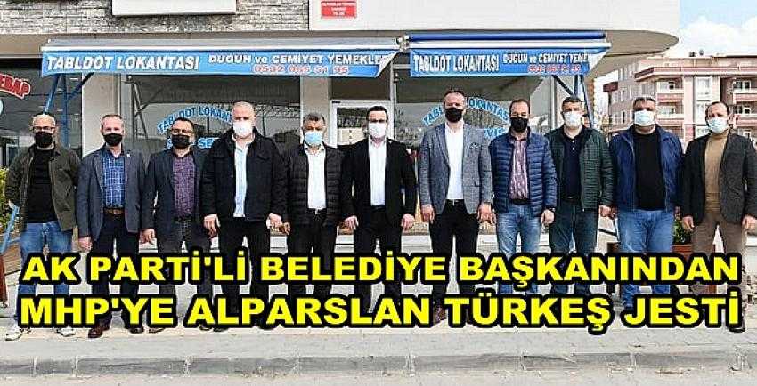 Ak Parti'li Belediyeden MHP'ye Alparslan Türkeş Jesti   